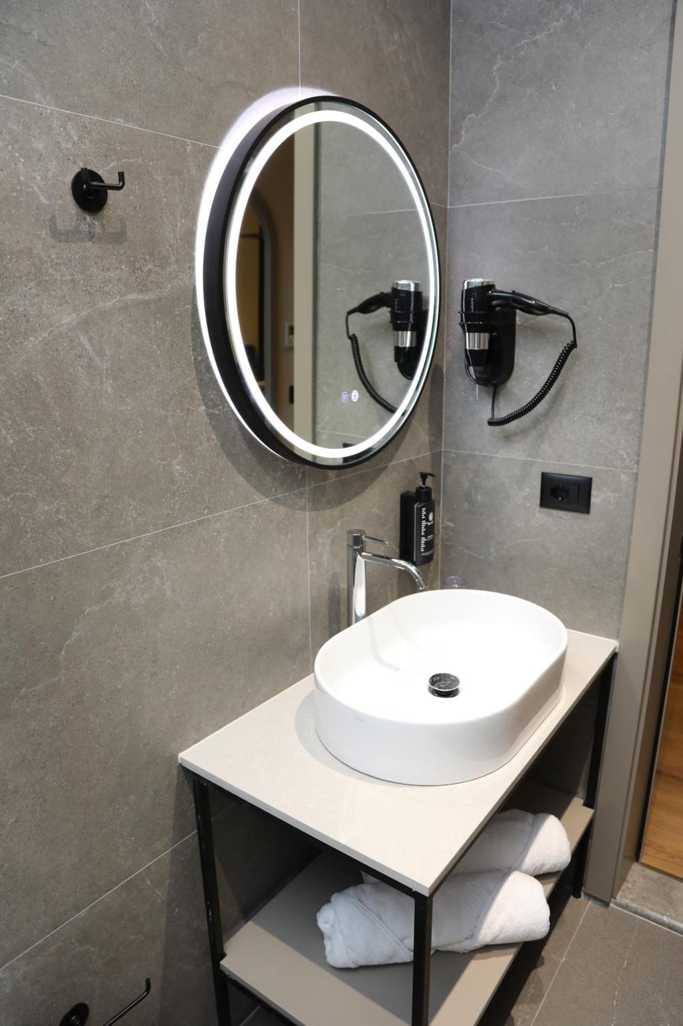 Kruja Luxury Suites Екстер'єр фото